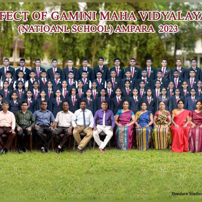 ශිෂ්‍ය නායක නිළ ලාංඡන පැළඳවීම